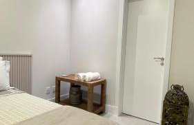 Novíssimo! Charmoso e a 3 minutos a pé da praia - Foto 19