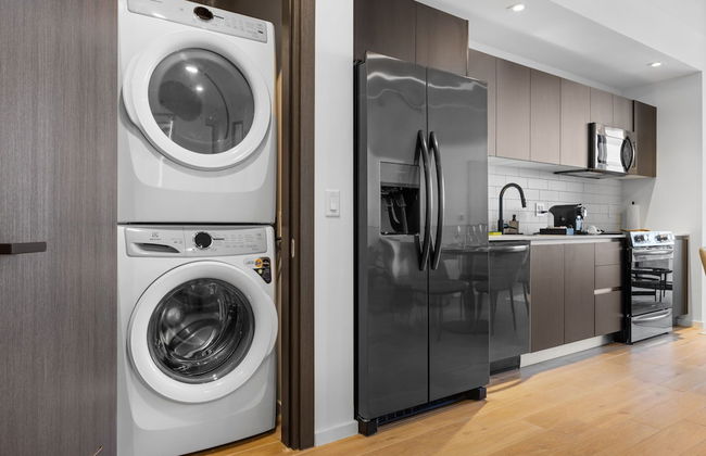 Luxurious Condo Downtown Miami Heart - Photo 29