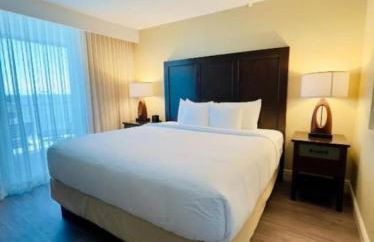 Tropical 1BD vacation condo in beautiful resort setting with pool amenities to enjoy - Foto 2