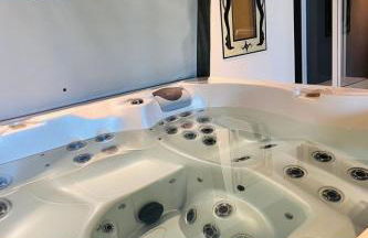 Holiday Home Villa Tante Alice Meerblick Komfort Villa Alleinlage mit Aufzug Jacuzzi Dampfb by Interhome - Foto 6