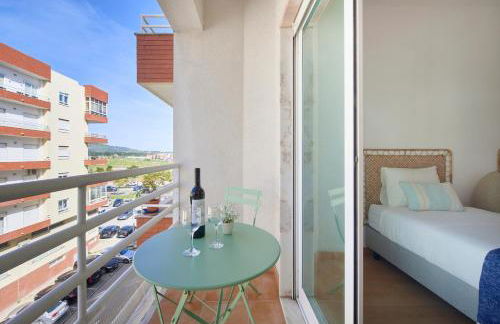 Spacious Apt Near Beach & Train, By TimeCooler - Foto 55