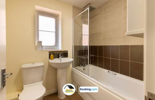 3 Bedroom House By B and R Serviced Accommodation Amesbury With Super fast Wi-Fi 145Mbps - Foto 21