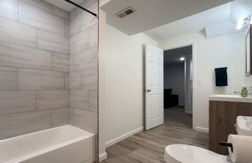 Lockmoor Landing 4BR Family Home with Office, Firepit & Large Backyard - Photo 11