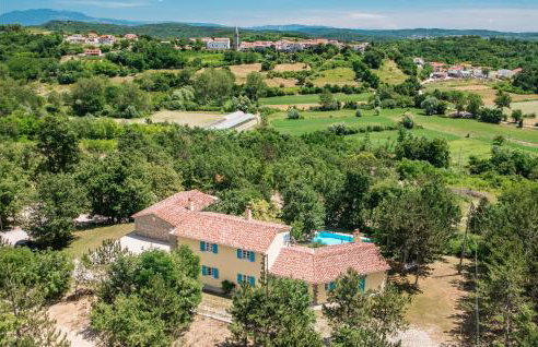 6 Bedroom Cozy Home In Pazin - Photo 18