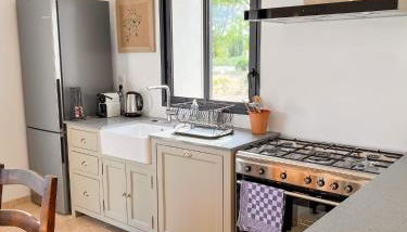 Maison de charme 4 étoiles - superbe vue et bassin-piscine privé - Foto 2