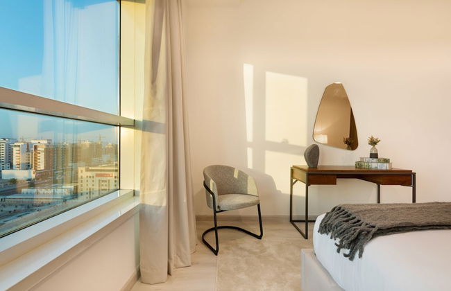 Maison Privee - Millennium Executive Tower - Photo 15