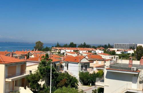 Gerakini 2BR Apt with Shared Pool - Foto 6