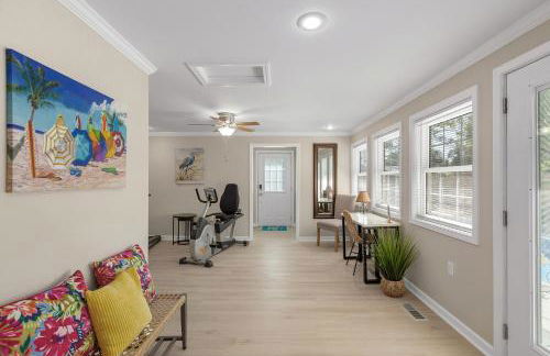 Coastal Home with Inground Pool - Foto 11