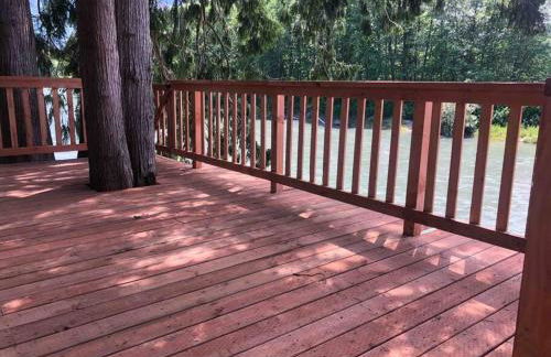 Riverfront Getaway on the Wild and Scenic - Foto 16