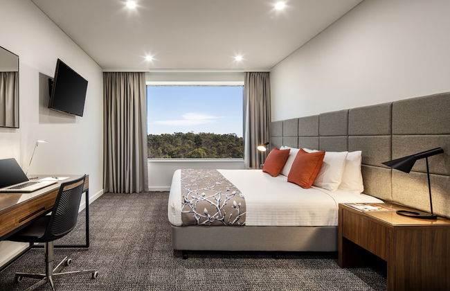 Quest Kings Park - Photo 1