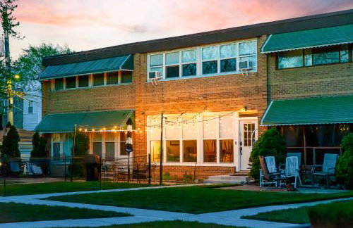 Northside FAMLYNEST Lincoln Sq 4BR 2BA 2P Rare find - Photo 25