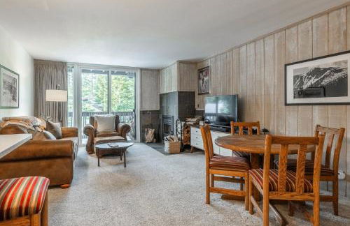 Crestview #3 bldg C 1 Bedroom plus Den / 2 Bathroom, close to town shuttle and short walk to village - Foto 4