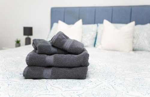 Luxury Private Apartments - Close to Town Centre - Photo 36