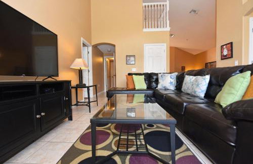 5BR Golden Pond Resort Family Villa with Pool Near Disney - Foto 10