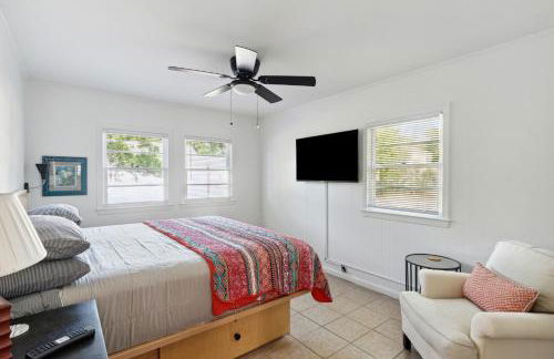 Folly Vacation Great Location, Vintage and Fun 120 Unit B - Foto 16