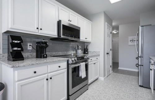 Bright Open House Minutes To Downtown Cartersville - Foto 18