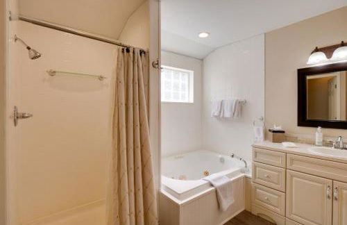 Empire Vacation Rental with Fire Pit and Gas Grill! - Foto 24