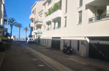 Magnifique T2 les pieds dans le sable - Photo 1