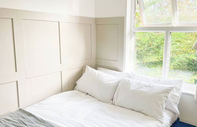 Entire 2 Bedroom House 7m To Station - Foto 5