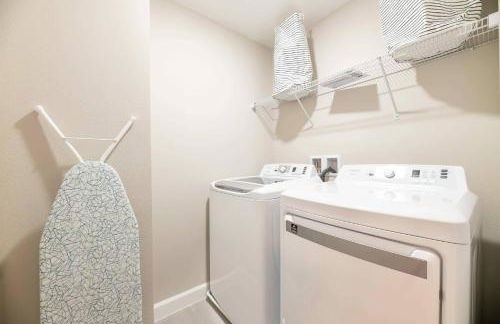 8005 Elegant Villa 5 Min to Disney Magic - Foto 13