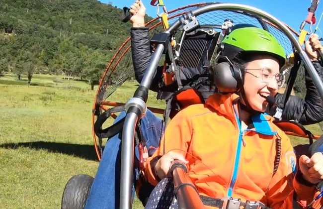 Vol en paramoteur dans les Pyrénées aragonaises - Photo 1