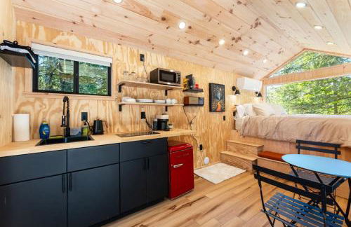 Luna Nook-Cabin with tub Queen Bed & pullout sofa - Foto 8