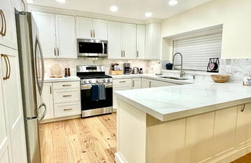 Gorgeous Executive Home - Foto 38