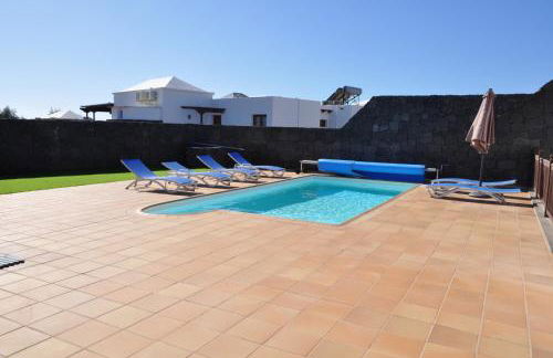 Villa Esmeralda - Photo 3