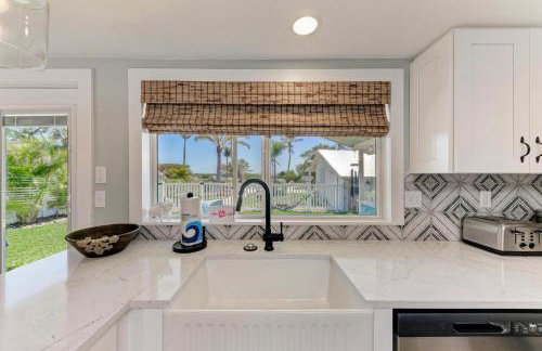 Crooked Coconut: Resort Pool & Spa, Dock - Foto 35