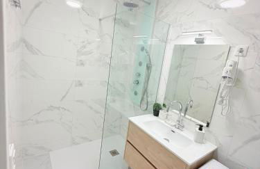 Bel Appartement spacieux T4 avec 2 Parkings privée Gratuit - Foto 29