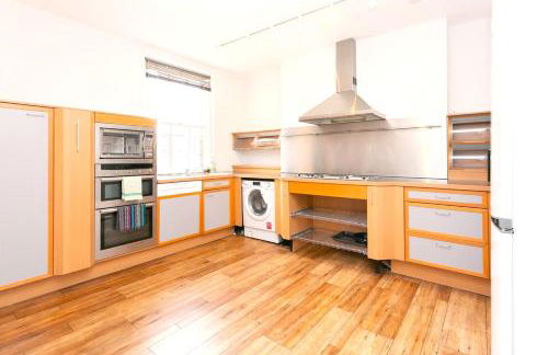 Spacious 2 BDR plus Large Living Dining Room with Workspace Executive Apartments at Prime Locations in Kensington and Chelsea - Foto 5