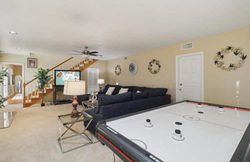 Entire Private Home with 5 Bedrooms 4 Bathrooms, 3-Acres Estate, 3000 sqft, near Winery in Fallbrook, Available Now - Foto 22