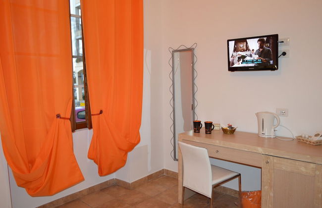 Butterfly Accommodation - Photo 4