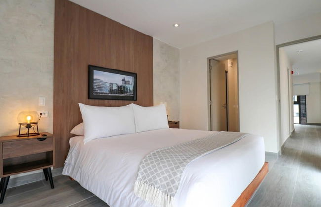 w Captivating 1BR in Miraflores - Photo 16