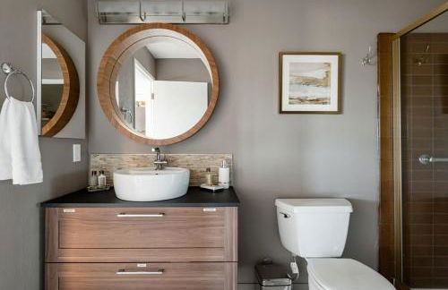 Relax and Rejuvenate- Lafayette Treehouse with Cave Spa, Waterfall, and Incredible Views - Foto 32