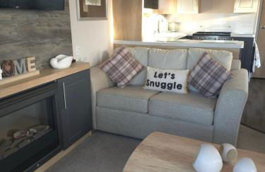 Silver 3 Bed Static Caravan With Patio - Foto 28