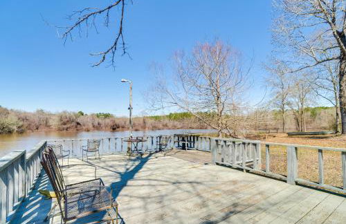 Fire Pit, Views Lakefront Toledo Bend Retreat! - Foto 3