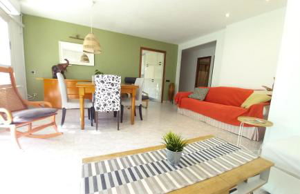 Apartment with pool near the beach and Barcelona by train - Photo 7