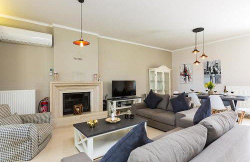 Aria Villas - Private Pool, Playground, Ping Pong & Close to Beach, By ThinkVilla - Foto 35