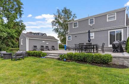 Newport Beach House with Huge Yard - Foto 18