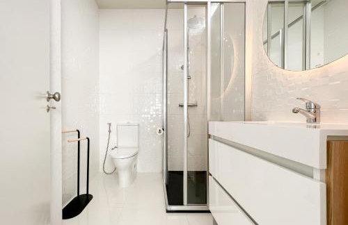 Loulé Sunny Retreat by LovelyStay - Photo 55