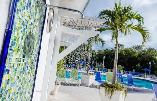 Ocean Pointe Suites at Key Largo - Foto 53