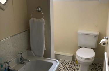 Beachside Suites - Photo 42