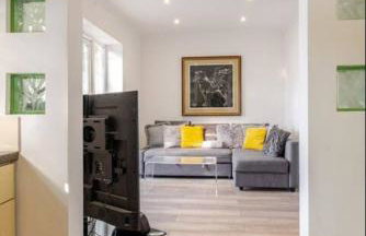 Spacious 2BDR Apartment, WIFI+ Great TV - Foto 8