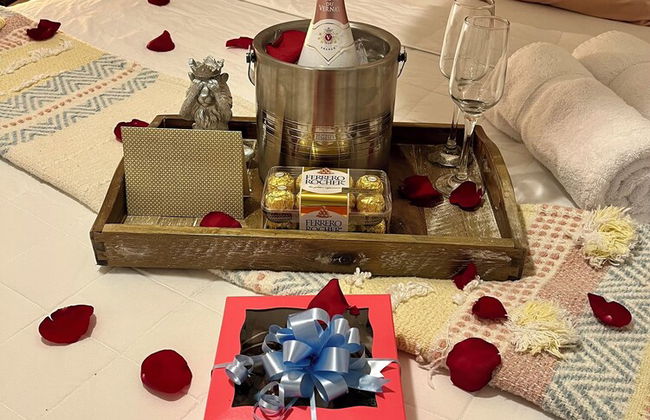 El Camper with private pool - Photo 8