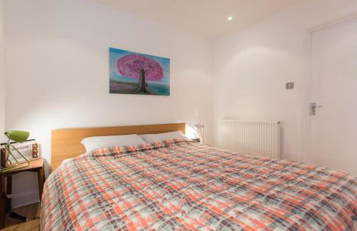 Central Home with Parking near Waterloo & St Thomas & Big Ben & Parliament - Foto 15