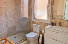 Amazing cozy Villa Hugo Tauro with Jacuzzi, Pool, Wi-Fi - Foto 15