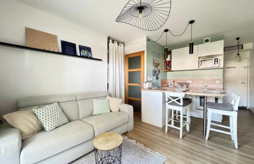 Les Muleaux - Wifi, TV, Piscine de résidence - Foto 1