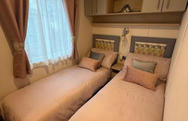 Luxury Seaside Caravan - Foto 24