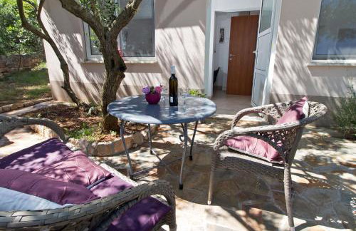 Apartments by the sea Cove Donja Kruscica - Donja Krusica, Solta - 12418 - Photo 29